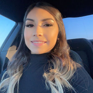 Meet your Posher, Alyssa